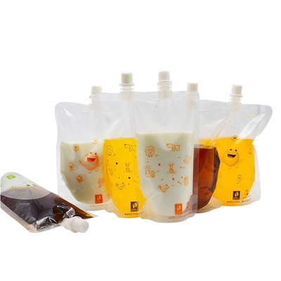 Gefrorener trinkender Beutel freien transparenten freien Raumes BPA mit Tüllen-Wegwerfstand oben
