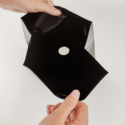 Schwarze Pilze Schaufel Substrat Wachstum Autoclave Beutel Schwarze Pilze Wachstum Beutel